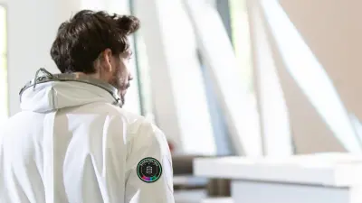 Datanaut looking through a window into the distance – as visualization of forecasting building data using Building Analytics