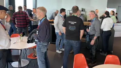 Netzwerk-Möglichkeiten mit führenden Experten der Branche