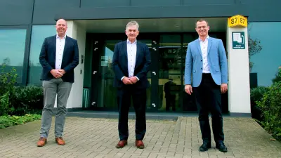 Grup picture from left to right: Arno Janssen, Head of Energy and Building Solutions the Netherlands, Dirk van Atten, Managing Direktor, and Marcus Nadenau from Bosch
