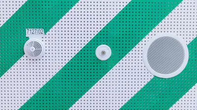 Fire alarm and public address systems from Bosch mounted on the ceiling