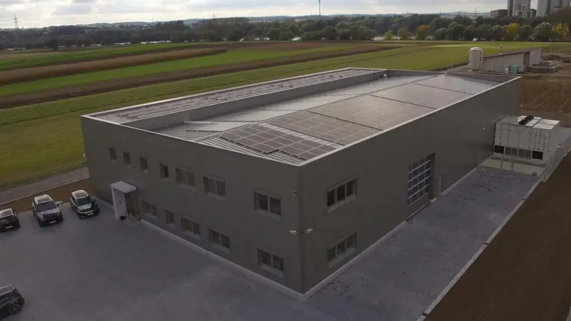 Außenansicht des Rechenzentrums der Hartl Group