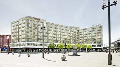  Bosch Energy and Building Solutions Referenzkunde Berliner Sparkasse von außen 
