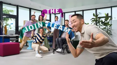 Bosch-Mitarbeitende präsentieren Join the Team Transparent