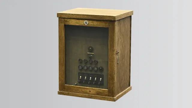 Erste Brandmelderzentrale von Bosch