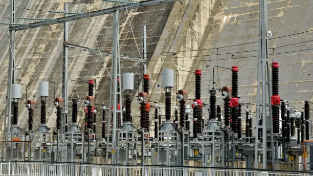 CELPE protects its power plants in Brazil with integrated intrusion alarm and access control systems by Bosch