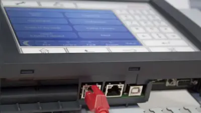 Rozwiązanie Bosch Smart Safety Link integrujące funkcje wykrywania pożaru i ostrzegania dźwiękowego 