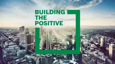Building the positive: horizonte de una ciudad con clima soleado