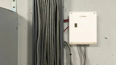 I/O module on the wall