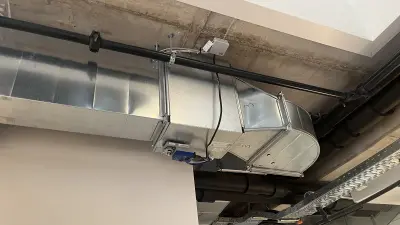 Damper on the ceiling