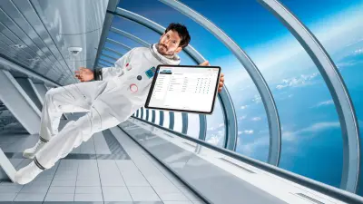 Die Benutzeroberfläche des digitalen Dienstes NEXOSPACE Fire System Explorer ist auf einem Tablet zu sehen